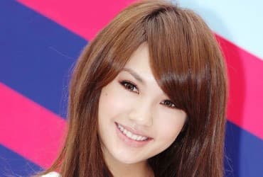 Rainie Yang