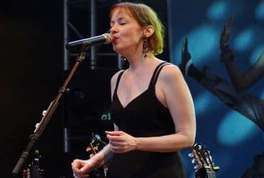 Suzanne Vega