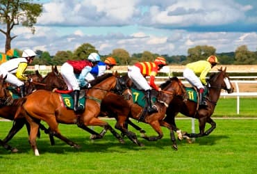 Randox Grand National Festival